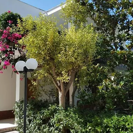 La Magnolia Bed and Breakfast Specchiolla